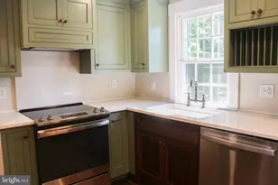 242 Fort Bowman Rd, Strasburg, VA 22657 - Photo 5