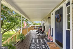 116 Baer Oak Dr, Maurertown, VA 22644 - Photo 9
