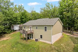 185 Buck Run Ln, Fort Valley, VA 22652 - Photo 37