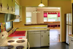 208 N Muhlenberg St, Woodstock, VA 22664 - Photo 9