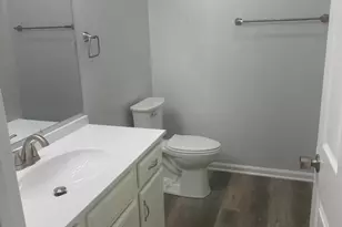 623 Thompson St, Strasburg, VA 22657 - Photo 15