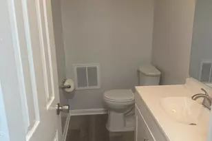623 Thompson St, Strasburg, VA 22657 - Photo 21