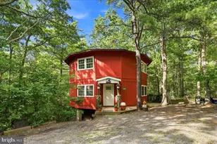 7823 Supinlick Ridge Rd, Mount Jackson, VA 22842 - Photo 1