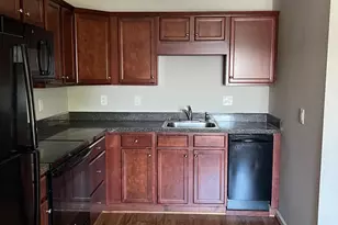 190 W King St, Strasburg, VA 22657 - Photo 9