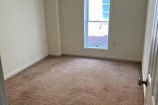 190 W King St, Strasburg, VA 22657 - Photo 5