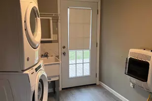141 Frogtown Ln, Edinburg, VA 22824 - Photo 11