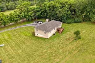 2323 Battlefield Rd, Fishers Hill, VA 22626 - Photo 9