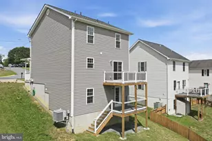 508 Thompson St, Strasburg, VA 22657 - Photo 35
