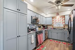 410 Saumsville Rd, Maurertown, VA 22644 - Photo 5