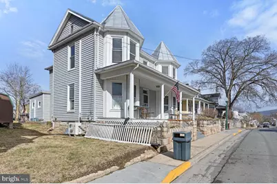 106 N Main Street, Edinburg, VA 22824 - Photo 3