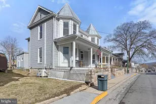 106 N Main St, Edinburg, VA 22824 - Photo 3