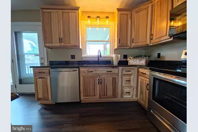 916 Hilltop Drive, Woodstock, VA 22664 - Photo 13