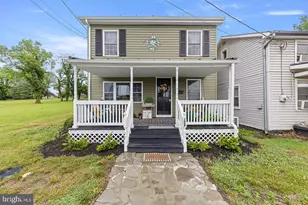 143 N Water St, Woodstock, VA 22664 - Photo 1