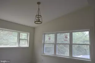 185 Laura Ct, Basye, VA 22810 - Photo 9