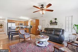 264 S Loudoun St, Strasburg, VA 22657 - Photo 5