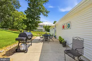 113 Helsley Hts, Strasburg, VA 22657 - Photo 17