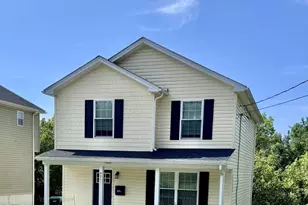 671 Branch St, Strasburg, VA 22657 - Photo 1