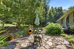 2891 Saumsville Rd, Maurertown, VA 22644 - Photo 7