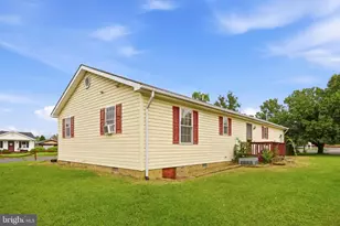 225 Duke Cir, Strasburg, VA 22657 - Photo 23