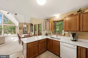 51 Forrest St, Basye, VA 22810 - Photo 5