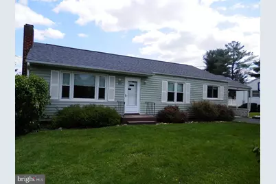 309 S Summit Avenue, Woodstock, VA 22664 - Photo 1