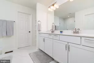 241 Cedar Spring Dr, Strasburg, VA 22657 - Photo 17
