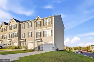 400 Williams St, Strasburg, VA 22657 - Photo 3