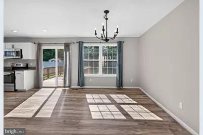207 S Loudoun Street, Strasburg, VA 22657 - Photo 9