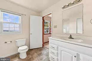 315 Mt Hebron Rd, Toms Brook, VA 22660 - Photo 21