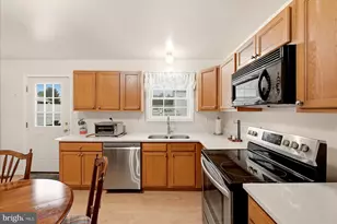 112 Kadies Ln, Edinburg, VA 22824 - Photo 9