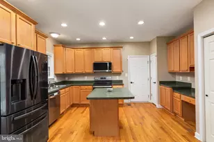 677 Dellinger Dr, Strasburg, VA 22657 - Photo 13
