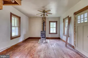 647 Barbershop Rd, Edinburg, VA 22824 - Photo 11