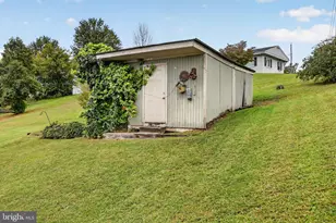 6161 Randall St, Mount Jackson, VA 22842 - Photo 9