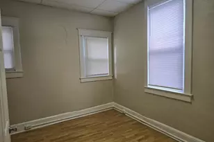 105 Shannon Ave, Mount Jackson, VA 22842 - Photo 3