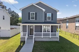 207 S Loudoun St, Strasburg, VA 22657 - Photo 1