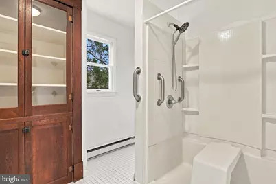564 W Spring Street, Woodstock, VA 22664 - Photo 17