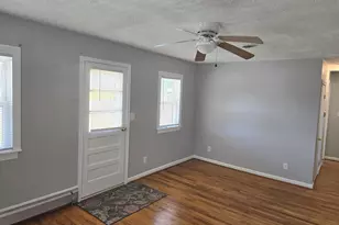 182 Shenandoah St, Mount Jackson, VA 22842 - Photo 3