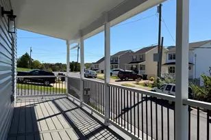 427 Thompson St, Strasburg, VA 22657 - Photo 15