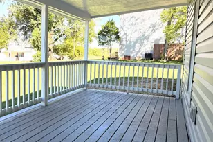 427 Thompson St, Strasburg, VA 22657 - Photo 5