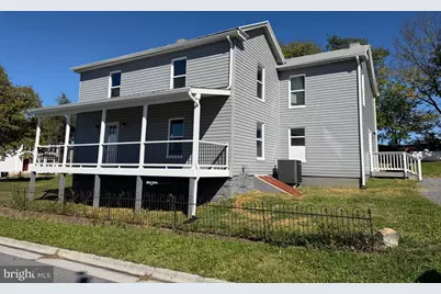 427 Thompson Street, Strasburg, VA 22657 - Photo 1