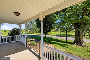 12627 S Middle Rd, Edinburg, VA 22824 - Photo 9