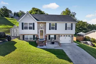 450 E Fairchild Dr, Strasburg, VA 22657 - Photo 3