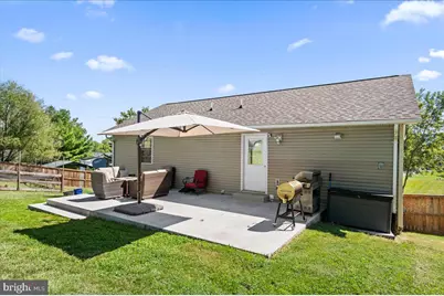 816 Burgess, Woodstock, VA 22664 - Photo 5