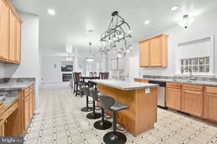 10504 Big Horn Dr, Fredericksburg, VA 22407 - Photo 13