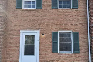 12 Manchester Ct, Fredericksburg, VA 22408 - Photo 1