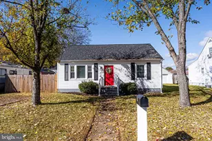 107 Hamilton St, Fredericksburg, VA 22408 - Photo 1