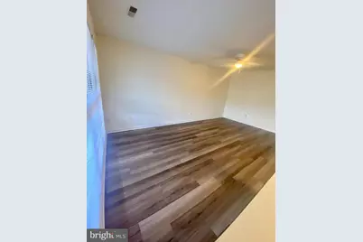 10604 Greta Lynn Court, Fredericksburg, VA 22407 - Photo 9