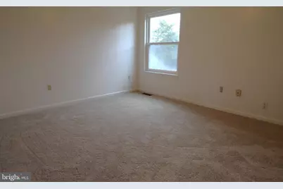 85 Breezewood Drive, Fredericksburg, VA 22407 - Photo 17