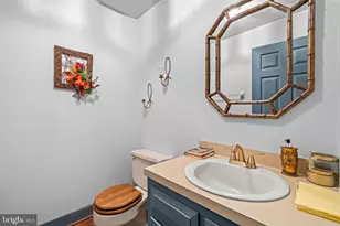 32 Carriage Hill Ln, Fredericksburg, VA 22407 - Photo 9