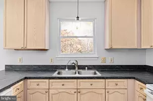 11209 Kings Crest Ct, Fredericksburg, VA 22407 - Photo 25